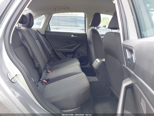 3VWC57BU2MM061163 Volkswagen Jetta 1.4t R-line/1.4t S/1.4t Se