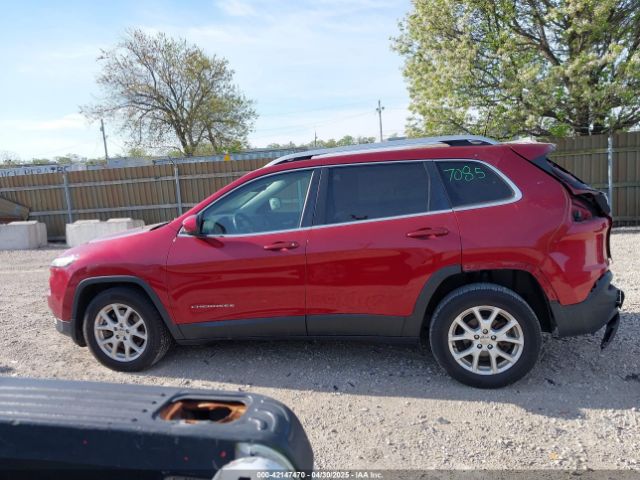 1C4PJLCBXGW208582 Jeep Cherokee Latitude
