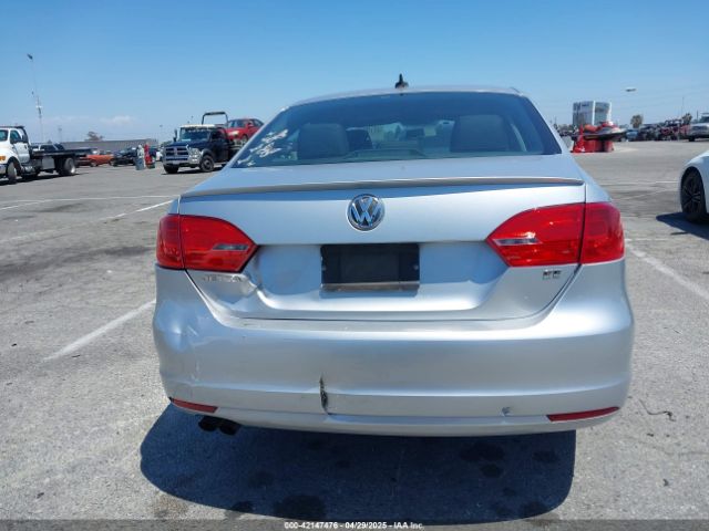 3VWD17AJ4EM370500 Volkswagen Jetta 1.8t Se