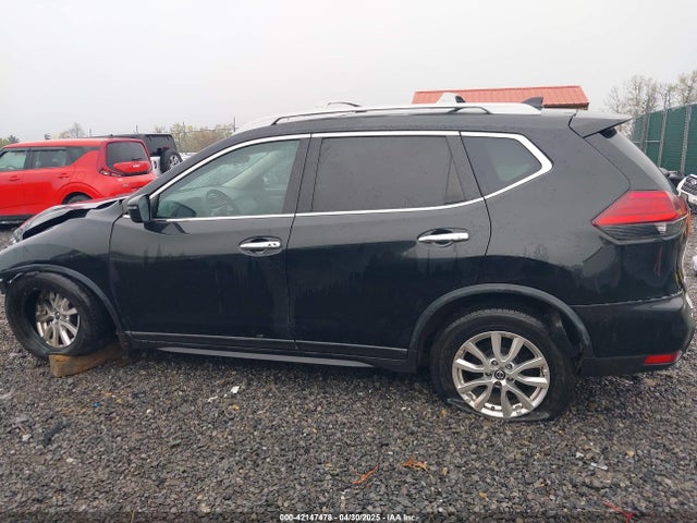 5N1AT2MV9HC813713 Nissan ROGUE SV