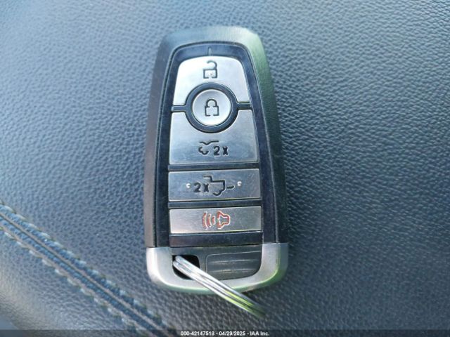 1FT6W1EV8PWG42878 Ford F-150 Lightning Xlt