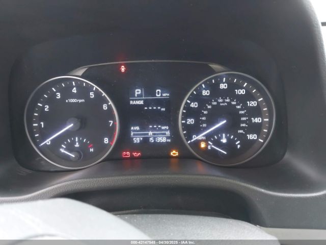 5NPD74LF2JH279699 Hyundai ELANTRA SE