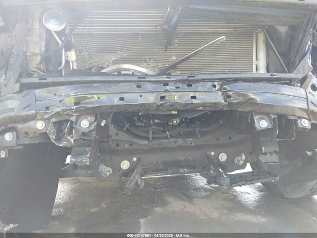 1GNSKSKD3NR313343 Chevrolet Tahoe 4wd Premier