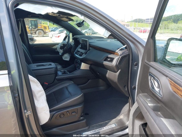 1GNSKSKD3NR313343 Chevrolet Tahoe 4wd Premier