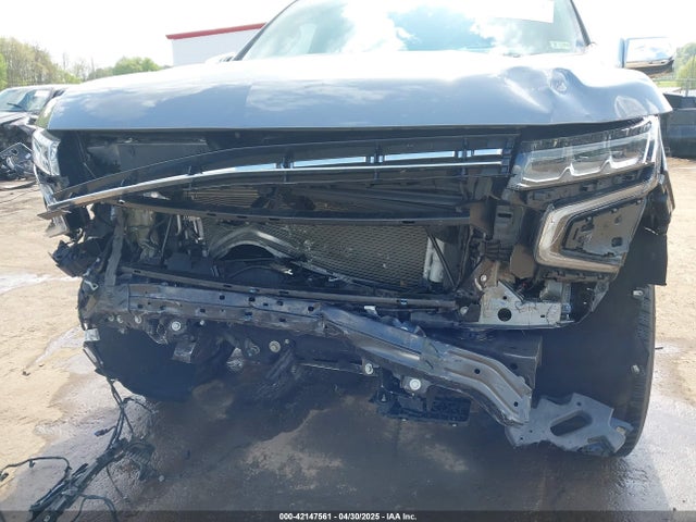 1GNSKSKD3NR313343 Chevrolet Tahoe 4wd Premier