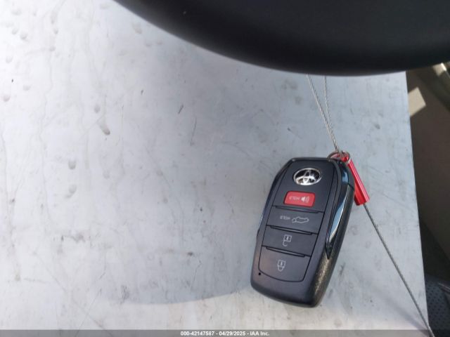 JTDACAAU8R3016249 Toyota Prius Limited