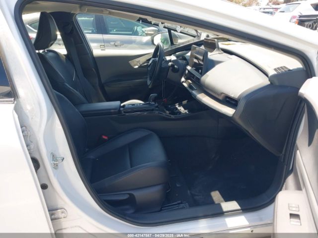 JTDACAAU8R3016249 Toyota Prius Limited