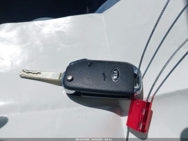 5XYRG4LC7MG053164 KIA SORENTO LX