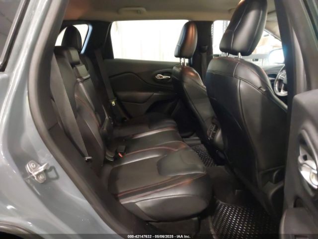 1C4PJMBB4FW528633 Jeep Cherokee Trailhawk