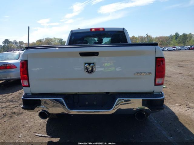 1C6RR7FG7KS519829 RAM 1500 Classic Express  4x4 6'4 Box