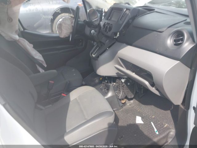 3N6CM0KN3GK696041 Nissan NV200 SV