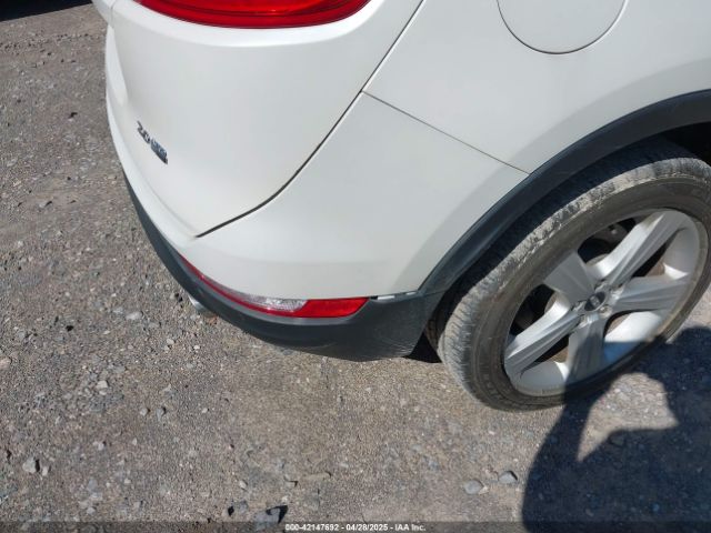 5LMCJ1C97HUL52631 Lincoln Mkc Premiere