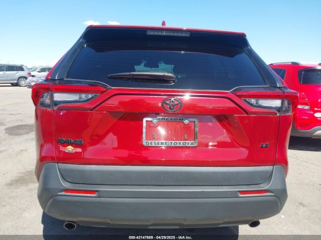2T3H1RFV0NW208728 Toyota RAV4 LE