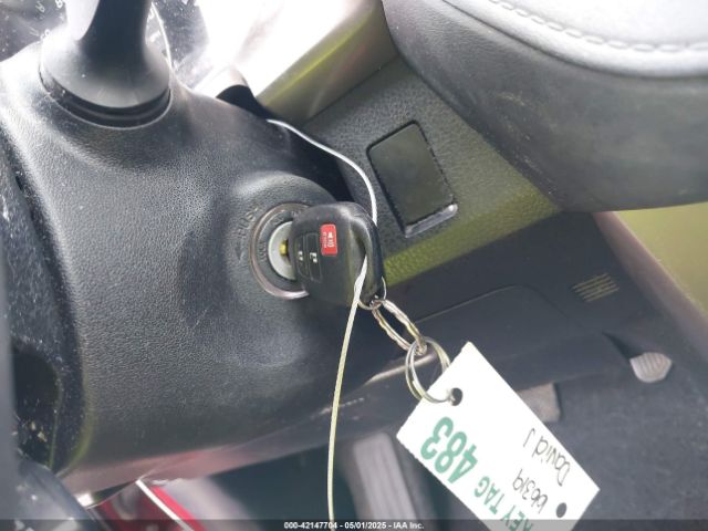 JTMZFREVXEJ018859 Toyota RAV4 LE