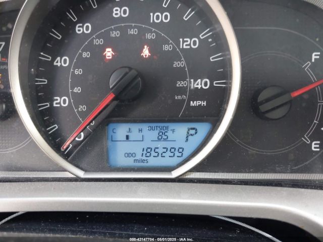JTMZFREVXEJ018859 Toyota RAV4 LE