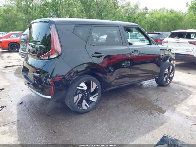 KNDJ53AU5P7848059 KIA Soul Gt-line