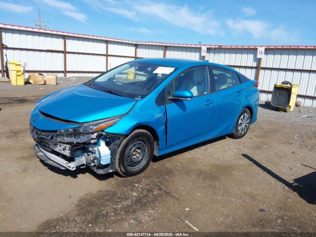 JTDKAMFP7N3198440 Toyota Prius Prime Xle