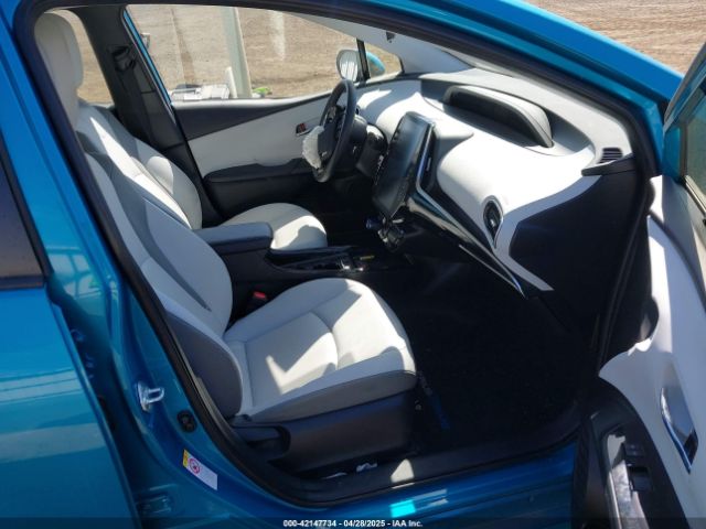 JTDKAMFP7N3198440 Toyota Prius Prime Xle
