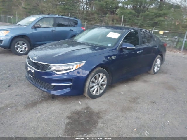 5XXGT4L32JG268051 KIA Optima Lx