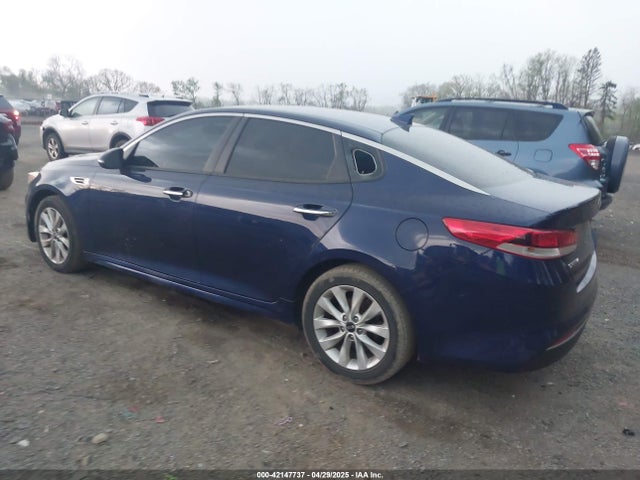 5XXGT4L32JG268051 KIA Optima Lx
