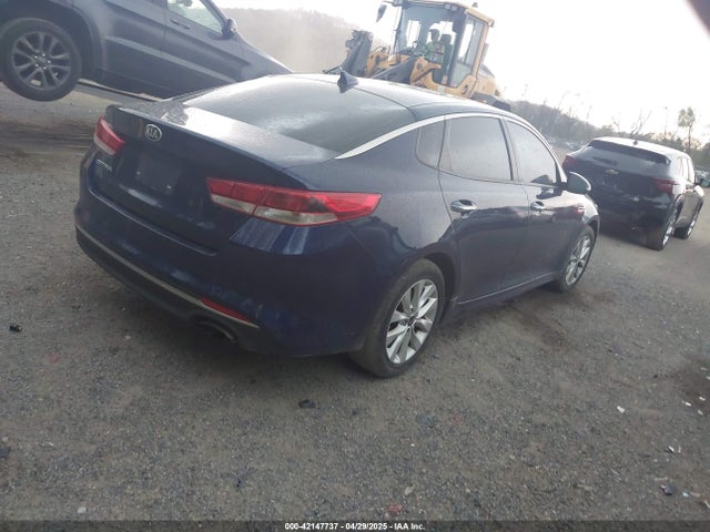 5XXGT4L32JG268051 KIA Optima Lx