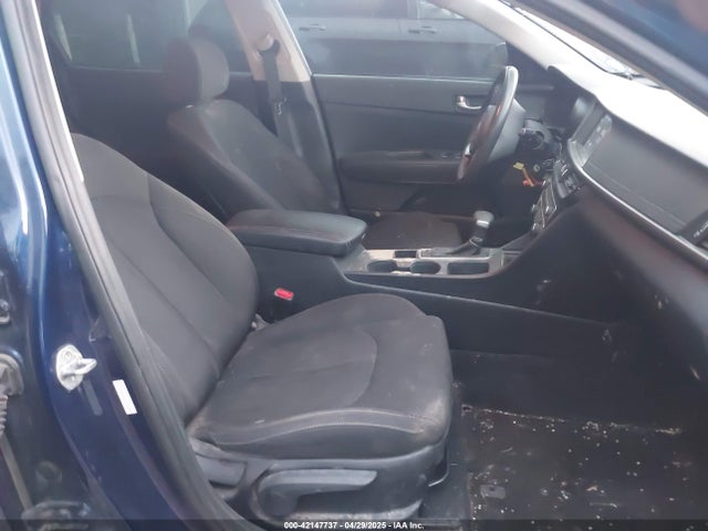 5XXGT4L32JG268051 KIA Optima Lx
