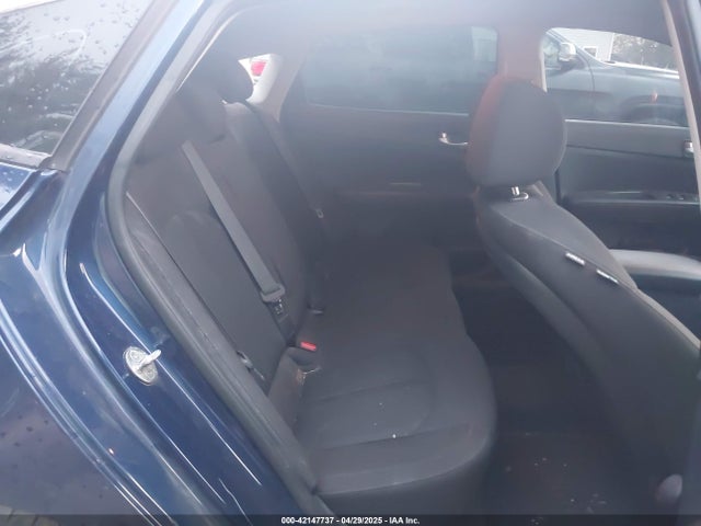 5XXGT4L32JG268051 KIA Optima Lx