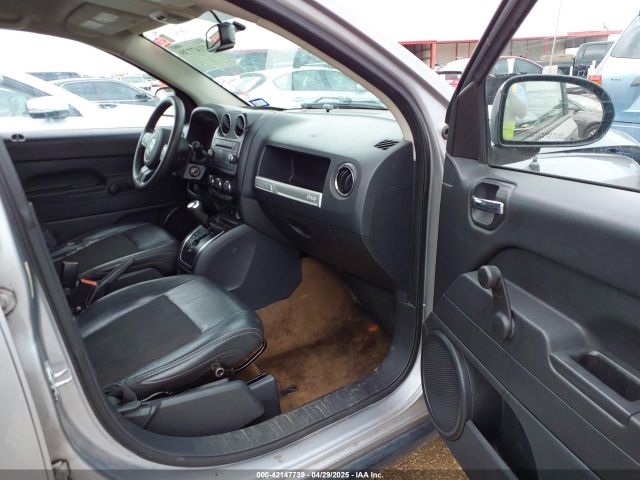 1C4NJCBA3ED769764 Jeep Compass Altitude
