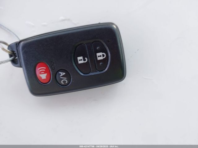 JTDKN3DU2F1899374 Toyota Prius Four