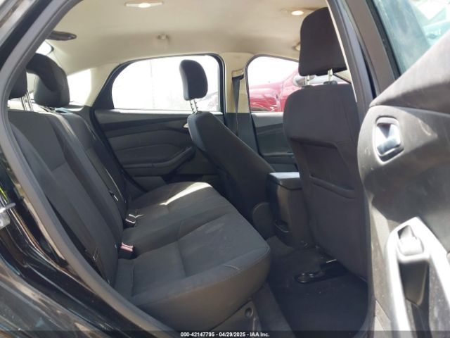 1FADP3F2XHL243371 Ford FOCUS SE