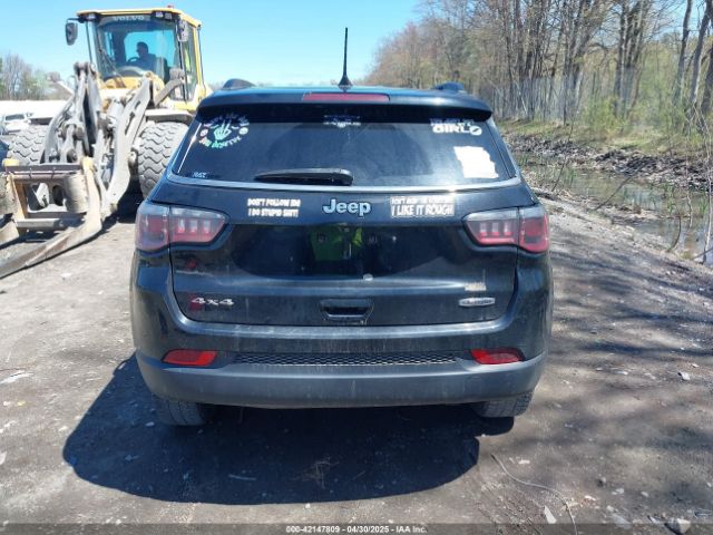 3C4NJDBB2KT593620 Jeep Compass Latitude 4x4