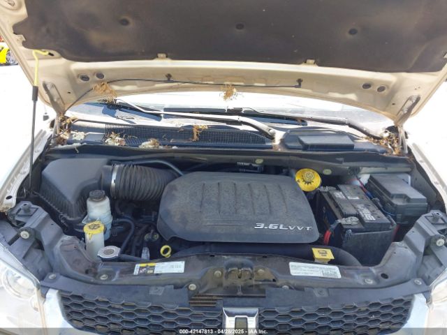 2C4RDGBG3FR647957 Dodge Grand Caravan Se