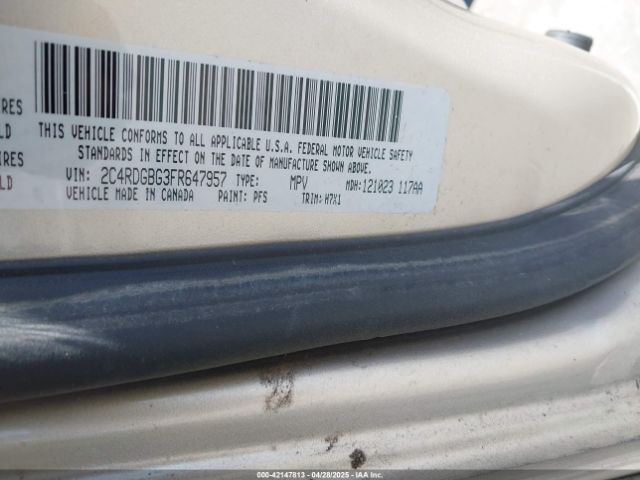 2C4RDGBG3FR647957 Dodge Grand Caravan Se