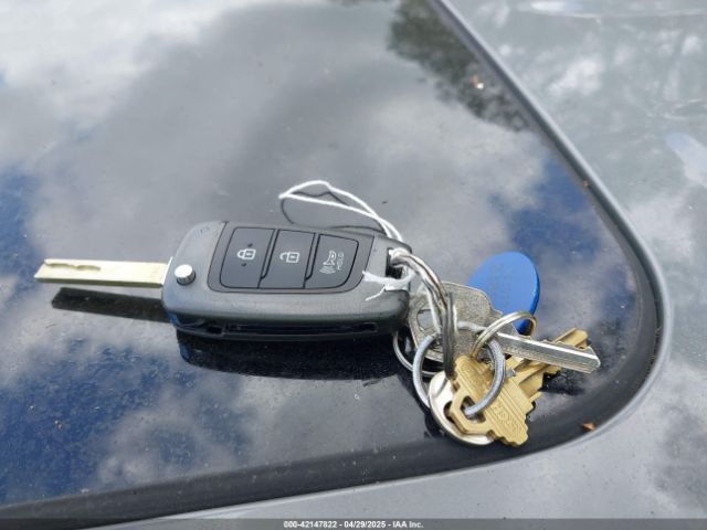 KMHRC8A36LU035740 Hyundai Venue Sel