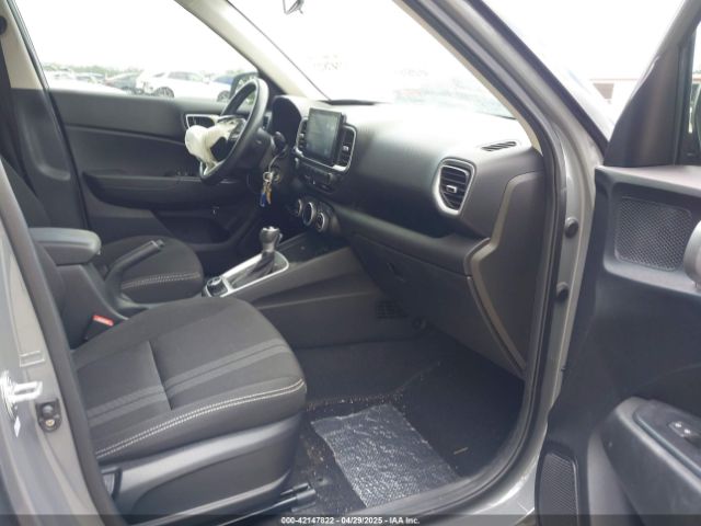 KMHRC8A36LU035740 Hyundai Venue Sel