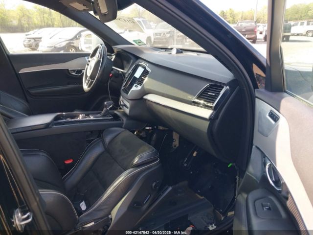 2016 VOLVO XC90 YV4A22PM4G1035838 Photo 4