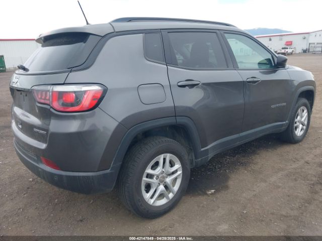 3C4NJDAB8JT343492 Jeep Compass Sport 4x4