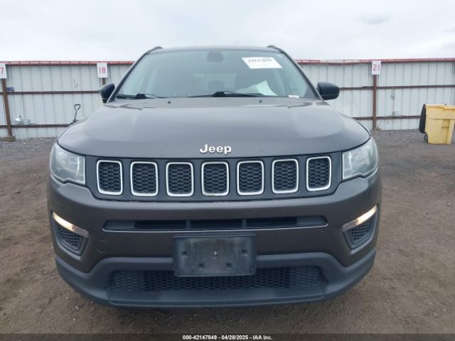 3C4NJDAB8JT343492 Jeep Compass Sport 4x4