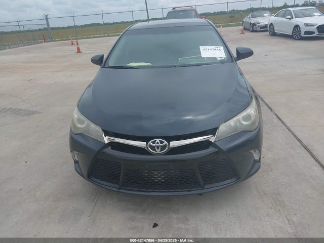 4T1BF1FK4HU352360 Toyota CAMRY SE