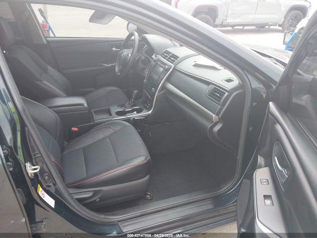 4T1BF1FK4HU352360 Toyota CAMRY SE
