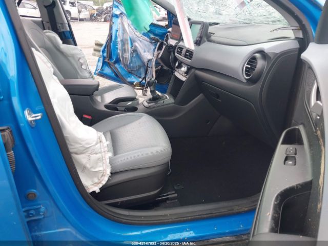 2020 HYUNDAI KONA KM8K33A5XLU513034 Photo 4