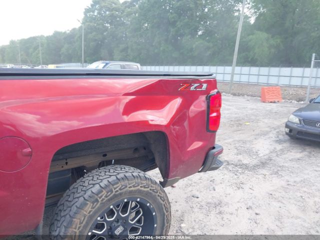 2018 CHEVROLET SILVERADO 1500 3GCUKREC1JG305717 Photo 5