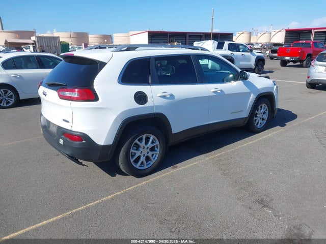 1C4PJLCB5GW206920 Jeep 2016