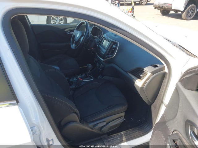 1C4PJLCB5GW206920 Jeep 2016