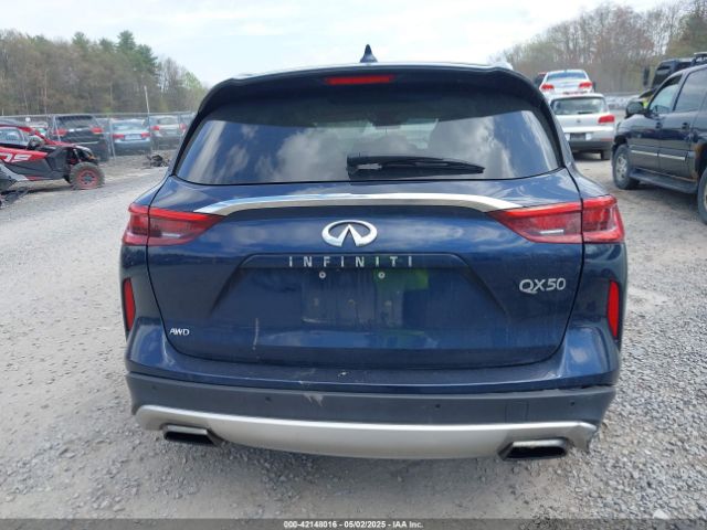 3PCAJ5M31KF126200 Infiniti Qx50 Essential