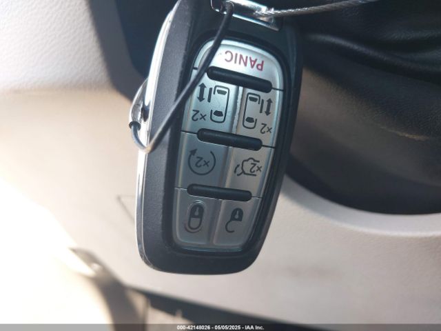 2C4RC1L73NR173849 Chrysler Pacifica Hybrid Touring L