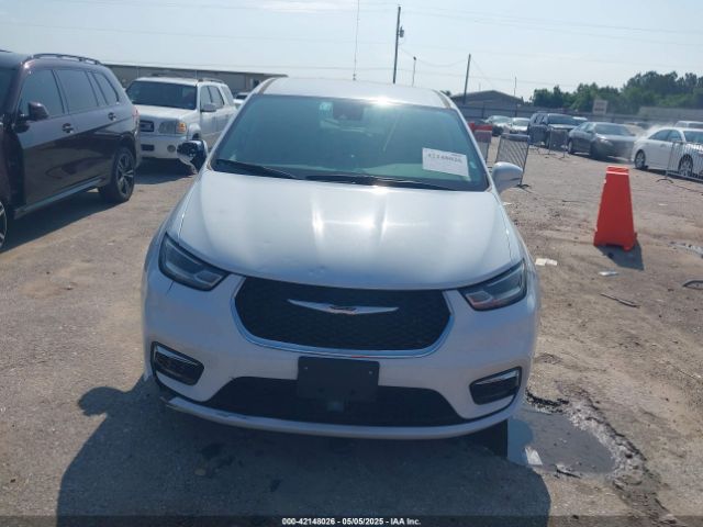 2C4RC1L73NR173849 Chrysler Pacifica Hybrid Touring L