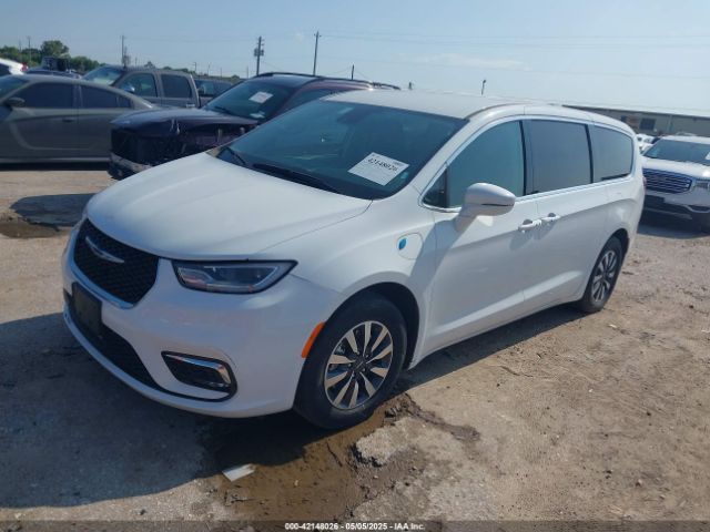 2C4RC1L73NR173849 Chrysler Pacifica Hybrid Touring L