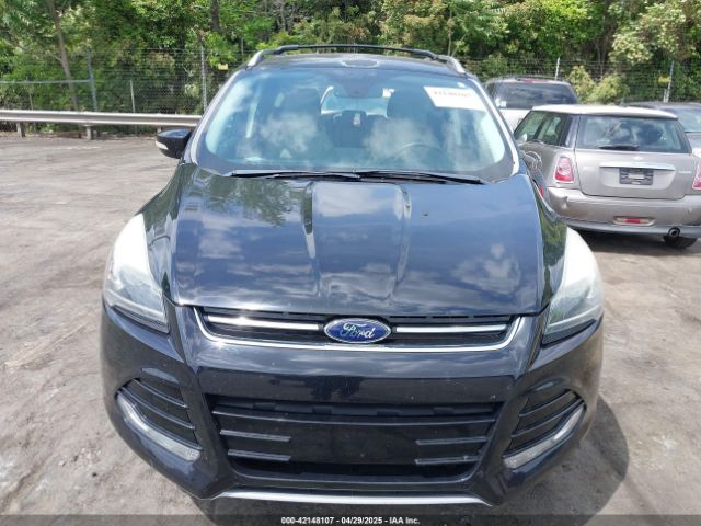 1FMCU0J94GUB87949 Ford Escape Titanium