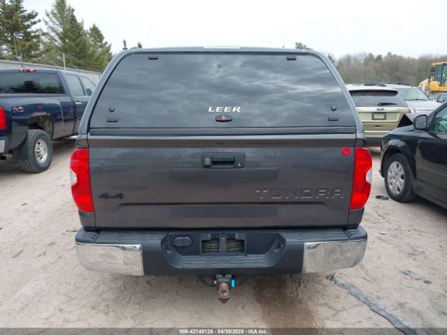 5TFDW5F12KX812164 Toyota Tundra Sr5 5.7l V8